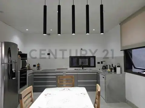 Casa en Venta 1 año
