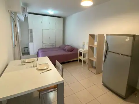 Esmeralda 800, Piso 2