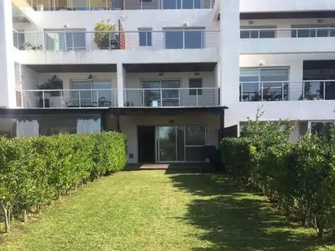 Excelente departamento 3 ambientes duplex frente al Rio en venta, Nautico Albanueva