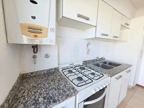 Departamento en Alquiler en Castelar, $ 450.000