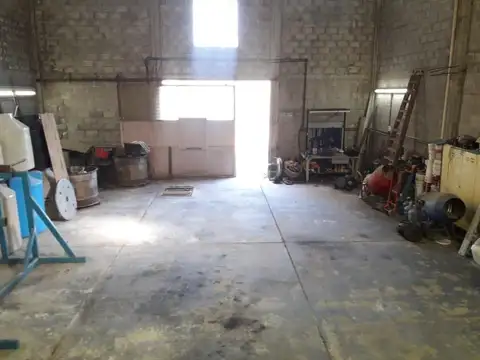GALPON  EN VENTA PILAR