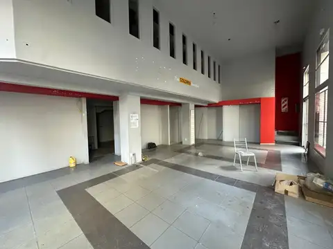 Local en Alquiler en Tribunales, $ 3.500.000