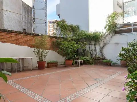 Venta Piso 4 amb, Pque Centenario Patio y Cochera