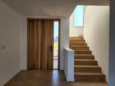 Casa en Alquiler de 3 dormitorios