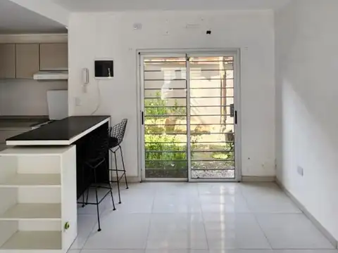 Casa en Alquiler en Ituzaingó, $ 1.300.000