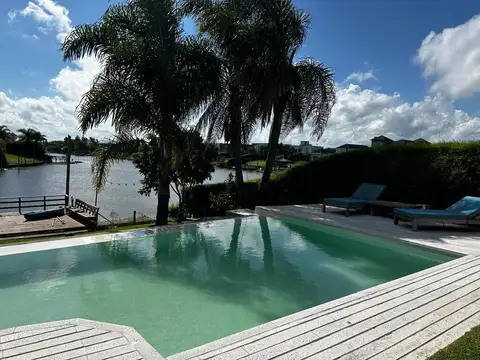 ESPECTACULAR CASA EN BARRIO SAN MARCO (VILLANUEVA) 100