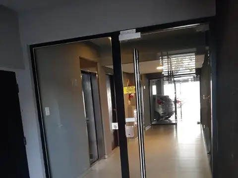 MONOAMBIENTE EN EXCELENTE UBICACION!