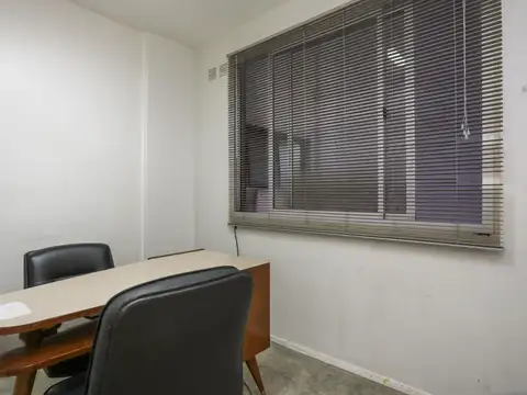 Oficina 2 ambientes con 1 baño