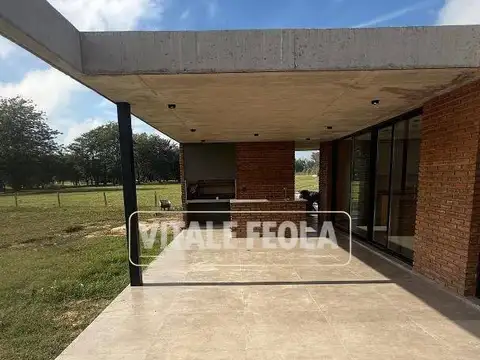 CASA 4 DORMS A ESTRENAR EN COMARCAS DE LUJÁN SANTA INES