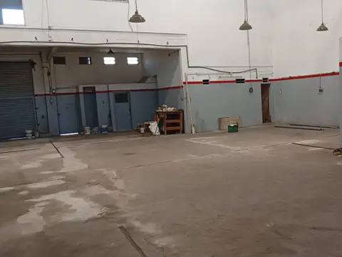 Galpon en Venta 25  mts Fondo