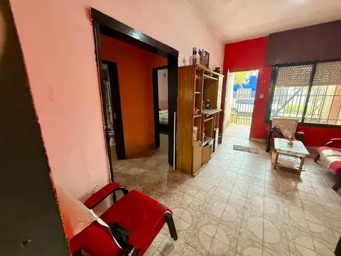 VENTA CASA 5 AMBIENTES VIRREY DEL PINO PERMUTA