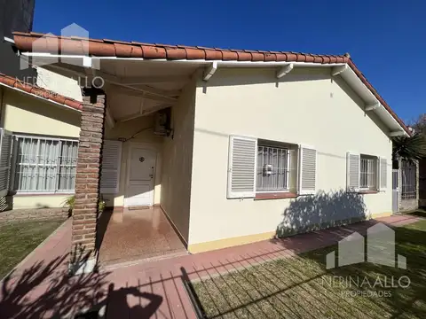 VENTA CASA PH CASTELAR norte  3 AMBIENTES