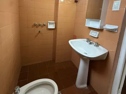 Depto Tipo Casa en Alquiler de 1 dormitorio