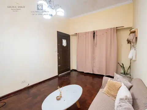 Casa 6 ambientes con 2 baños