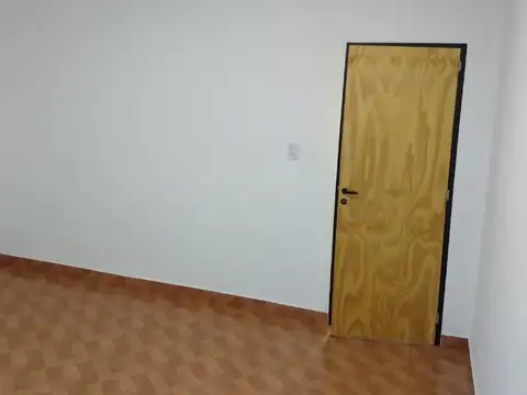 Depto Tipo Casa en Alquiler de 2 ambientes