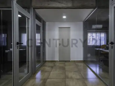 Casa en Venta con 4 cocheras