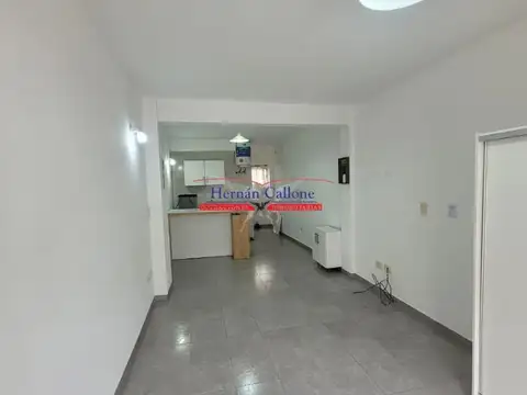 EXCELENTE DEPARTAMENTO MONOAMBIENTE CON BALCÓN Y TERRAZA