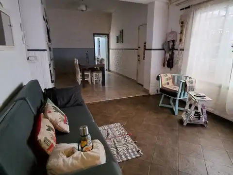 Depto Tipo Casa en Venta en Lomas del Mirador, USD 110.000