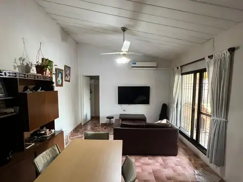 Casa en Venta con 5 cocheras
