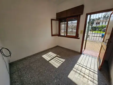 Casa en Venta en Bernal Oeste, USD 139.000