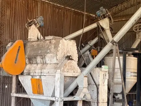 Planta de Cria de Cerdos 25 hec. Agricolas  Arrecifes