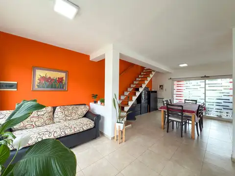 VENTA CASA 3 DORMITORIOS ZONA LAGO TANDIL