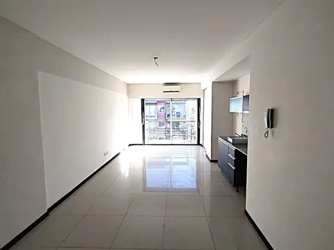 MONOAMBIENTE CON BALCÓN PISO ALTO VISTA ABIERTA
