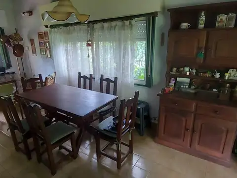Casa 4 ambientes con 1 baño