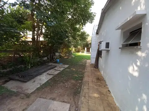 Casa 5 ambientes con 1 baño