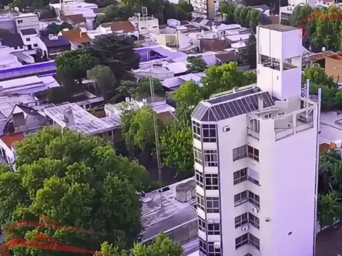2 amb frente a Plaza Lomas – Apto crédito – Profesional
