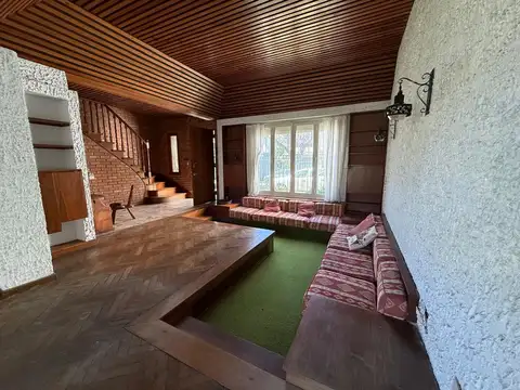 Casa 4 ambientes con 1 baño