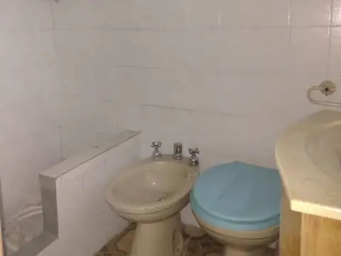 Depto Tipo Casa en Venta con 1 cocheras