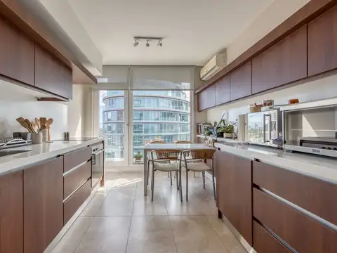 Departamento en Venta con 2 cocheras