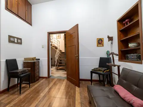 Casa 6 ambientes con 3 baños