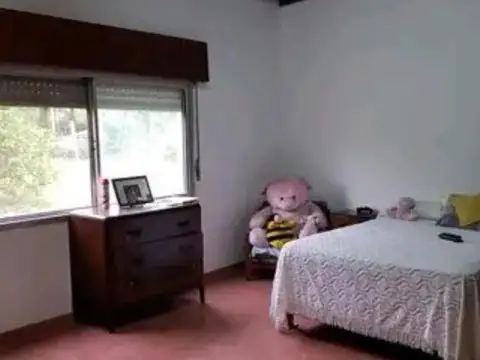 Chacra en venta - 7 Dormitorios 3 Baños - Cochera - 80.000Mts2 - Magdalena