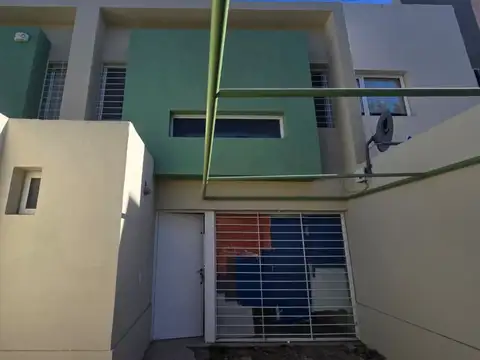 Casa en Alquiler de 2 dormitorios