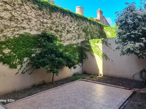 Calle 14 Entre 44 Y 45 , Piso PB