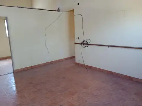 Edificio en Block 780 m² – 13 Dormitorios –Ideal Institución