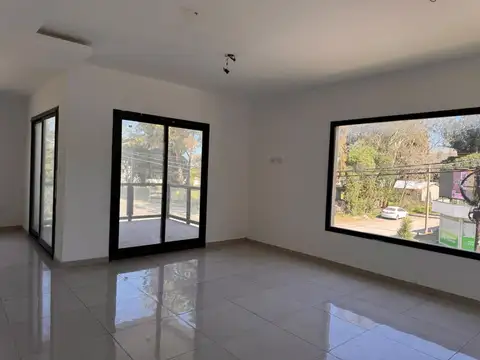 Departamento 4 ambientes con 1 baño