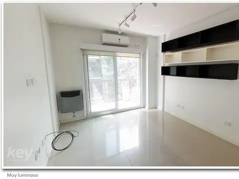 Dpto 3 ambientes reciclado a nuevo en excelente ubicación - Paraguay e/Callao y Riobamba