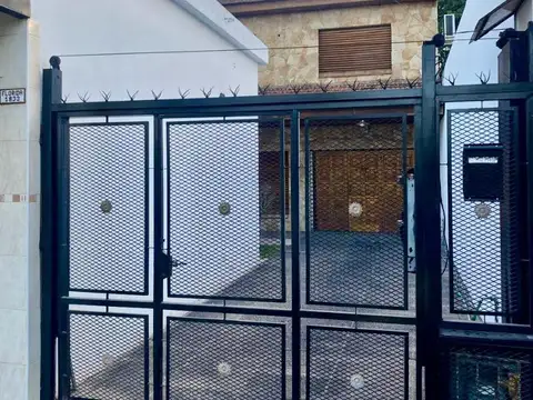 Casa en Venta en Jose Clemente Paz, USD 180.000