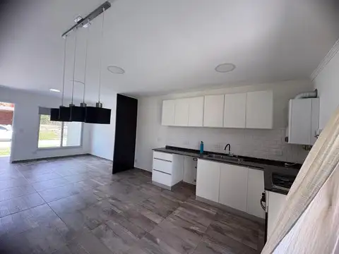 CASA EN VENTA CAMPANA