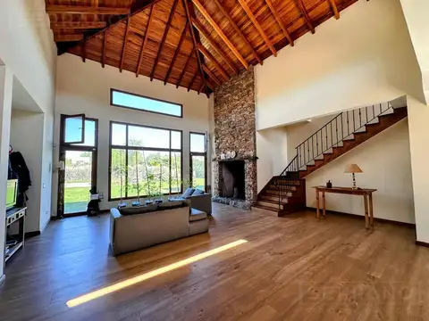 Casa con Piscina en alquiler en Pilará- La Volanta