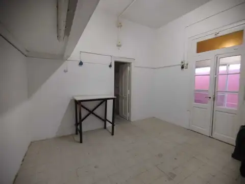 Depto Tipo Casa en Venta en Munro-Este, USD 110.000