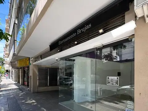 Excelente Local en venta en la zona de Palermo