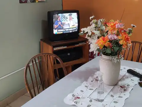 Depto Tipo Casa en Venta de 2 ambientes