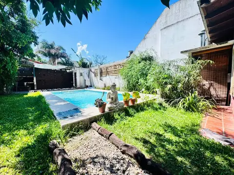 VENTA CASA 4 AMB PISCINA JARDIN COCHERA HURLINGHAM