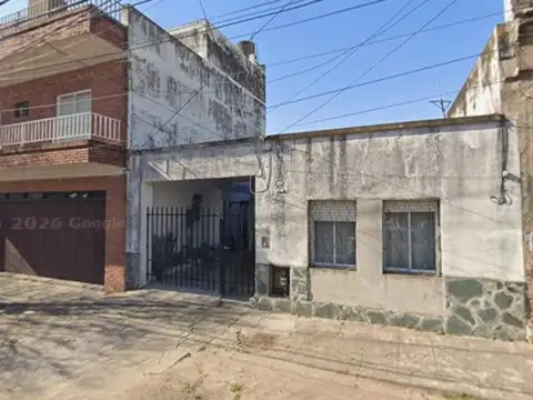 2 Casas s/Terreno 8,66x43mts - Ideal proyecto inmobiliario
