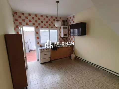 Casa 3 ambientes con 2 baños