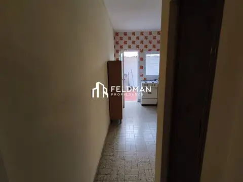 Casa en Alquiler en Morón, $ 800.000